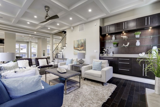 2715 tennyson st family room